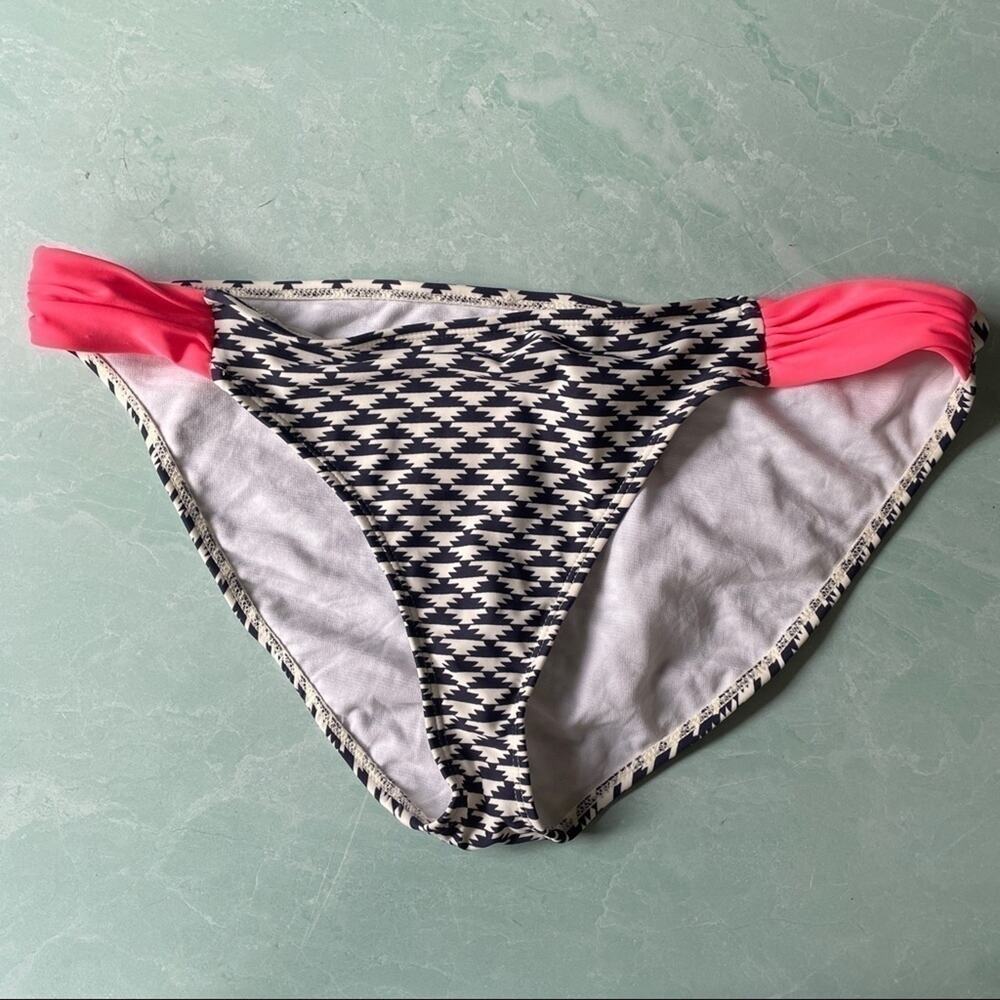 Xhilaration patterned bikini bottom neon sides XL